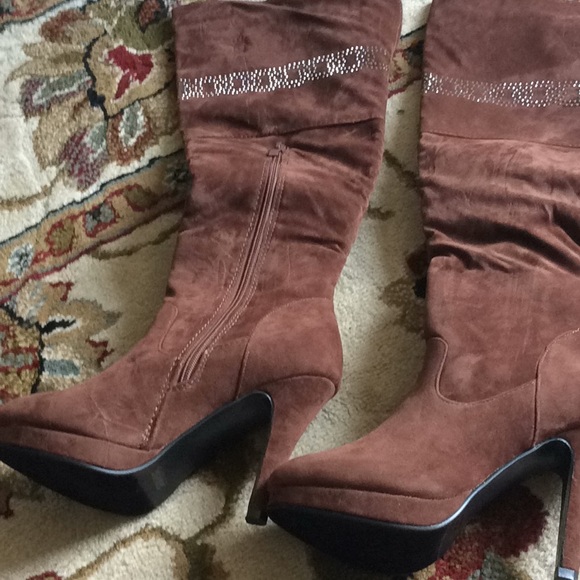 New - Picture 4 of 4